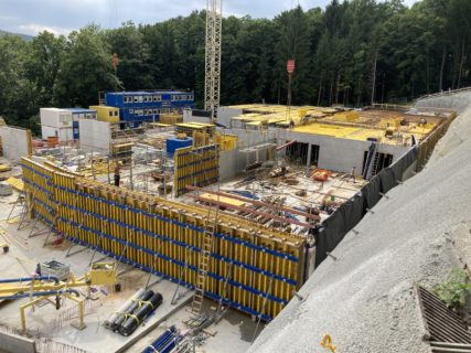 Aktuelles Projekt: Wienerwaldgymnasium Tullnerbach 3013 Tullnerbach-Lawies